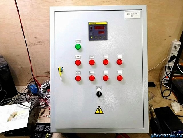 Нагревательная камера на 16 бочек по 200 литров или 4 еврокуба на 1000 литров, 1/2 уровень хранения, электрический обогрев ТЭНами или газом до-18кВт, 3200х1700х4260 мм, рабочая температура нагрева до -250 ᵒС, напряжение -220/380В