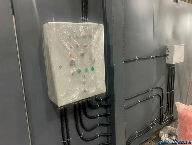 Нагревательная камера на 16 бочек по 200 литров или 4 еврокуба на 1000 литров, 1/2 уровень хранения, электрический обогрев ТЭНами или газом до-18кВт, 3200х1700х4260 мм, рабочая температура нагрева до -250 ᵒС, напряжение -220/380В