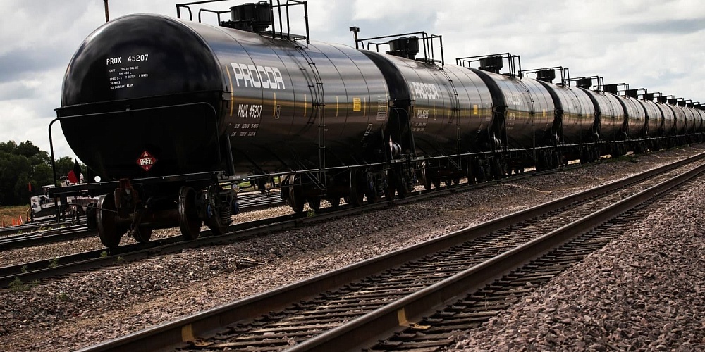 Мазут топочный М100 3,5% зольный ГОСТ 10585-2013 поставка ж/д цистернами по всей России